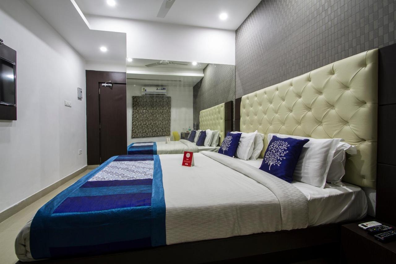 Oyo Hotel Stay Home Near Shilparamam Hyderabad Eksteriør bilde