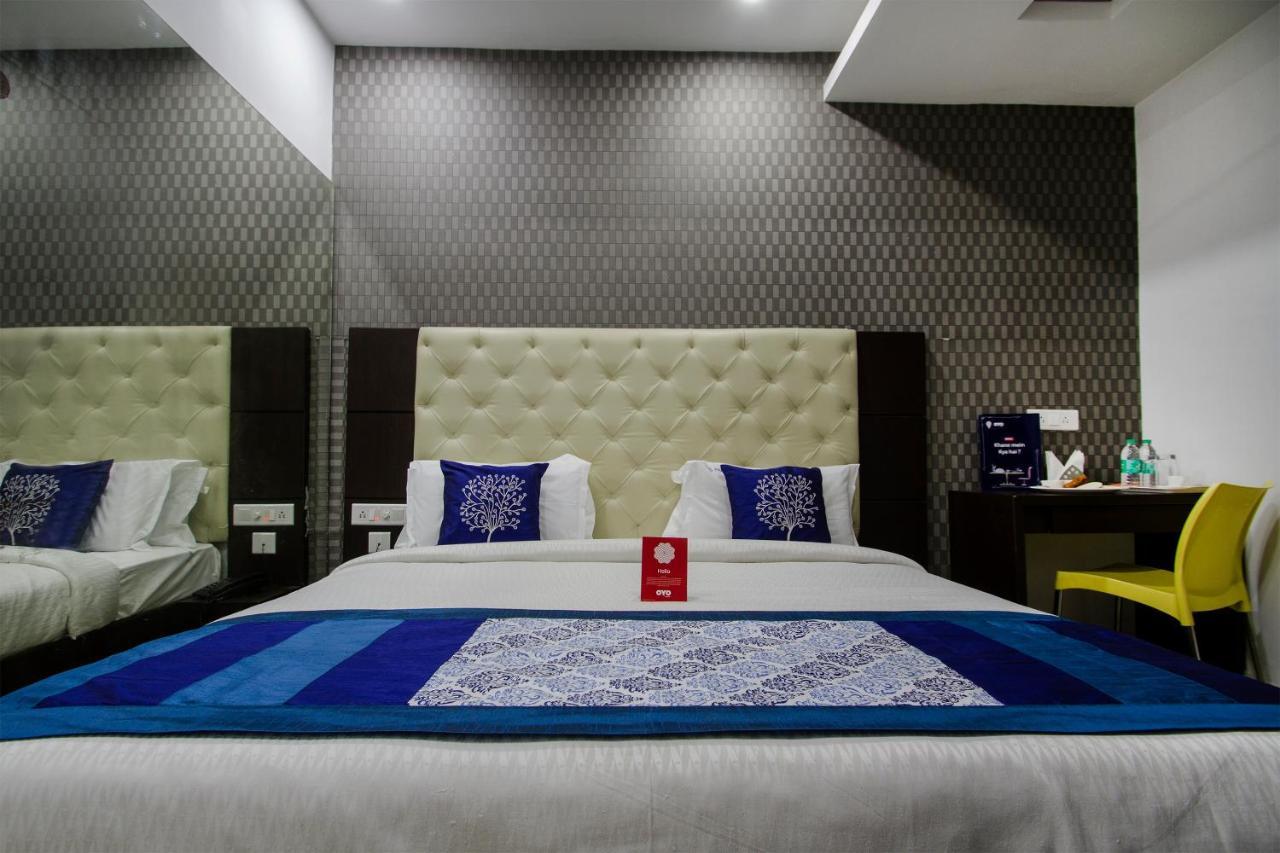 Oyo Hotel Stay Home Near Shilparamam Hyderabad Eksteriør bilde